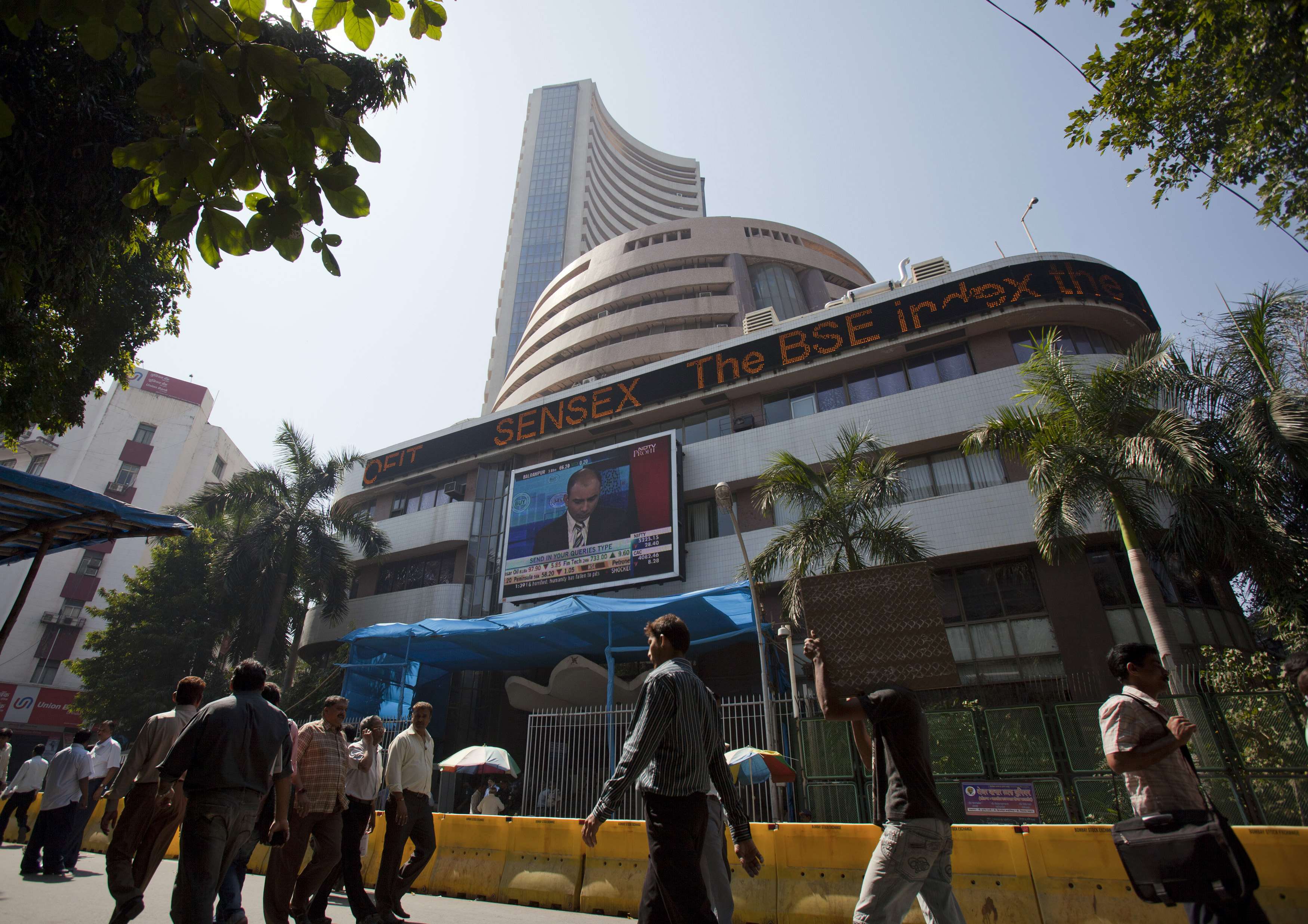 course of indian stock market in mumbai